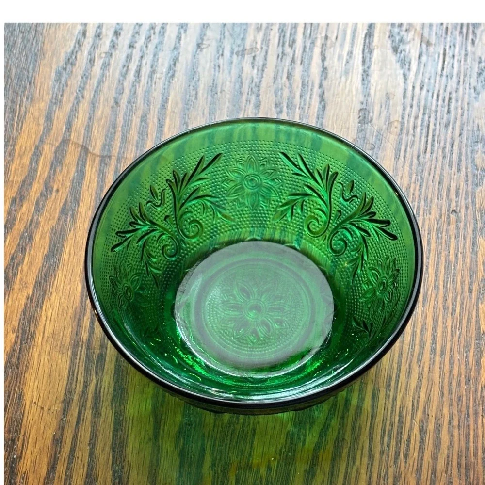 Vintage Tiara Sandwich Emerald Green Indiana Glass Berry Bowl Floral 4.5 Inch